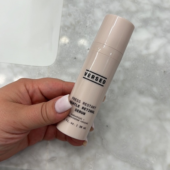 NEW Versed PRESS RESTART GENTLE RETINOL SERUM - Picture 6 of 8